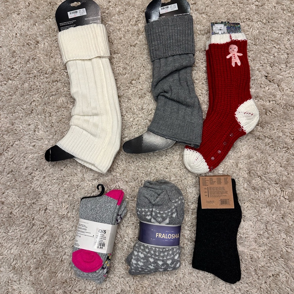 BUNDLE OF Winter Socks and leg warmers NWT